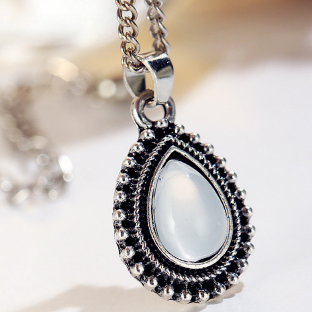 Silver Layer Opal Water drop Moonstone Necklace - Picture 4 of 6